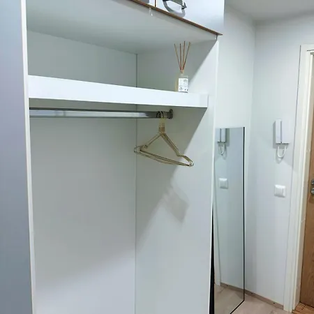 Cozy By Nunu, Lapinkatu